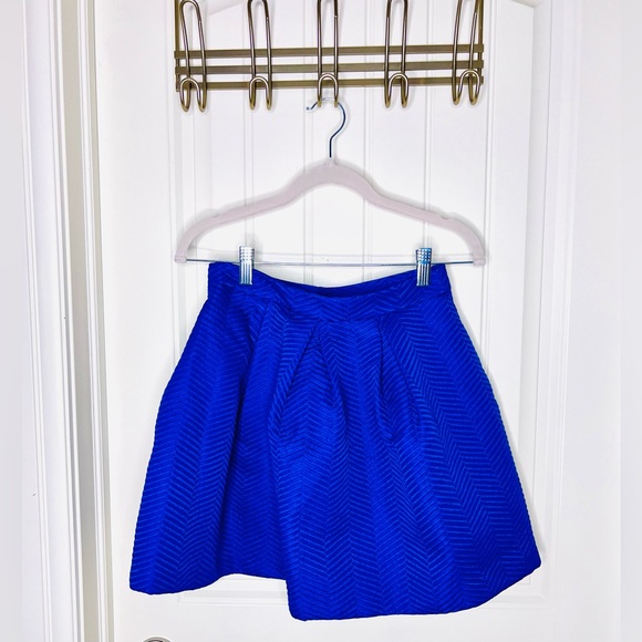 Forever 21 Thick Navy Blue Jacquard Mini Skirt Fully Lined, A-Line, Sz S - Picture 2 of 5